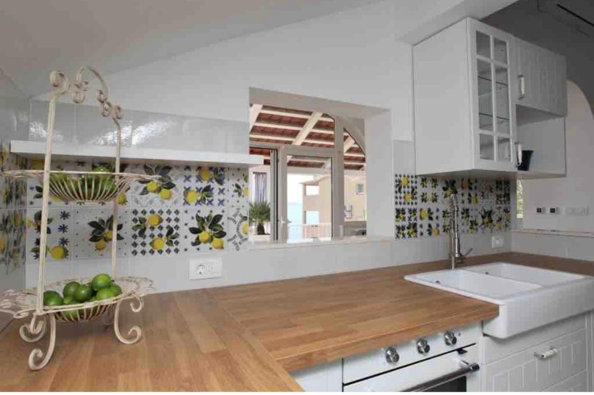 Trogir Ciovo Big Seaview Apartment Near The Sea Exterior foto